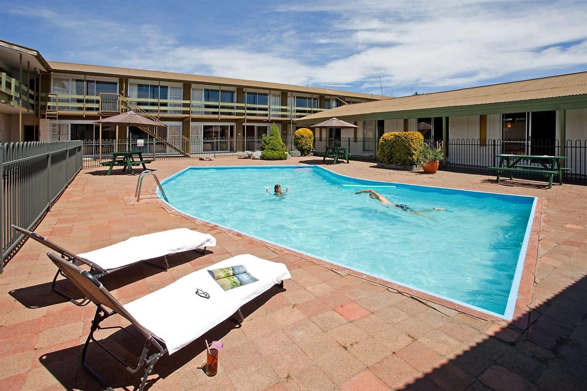 The Godley Hotel Lake Tekapo Luaran gambar